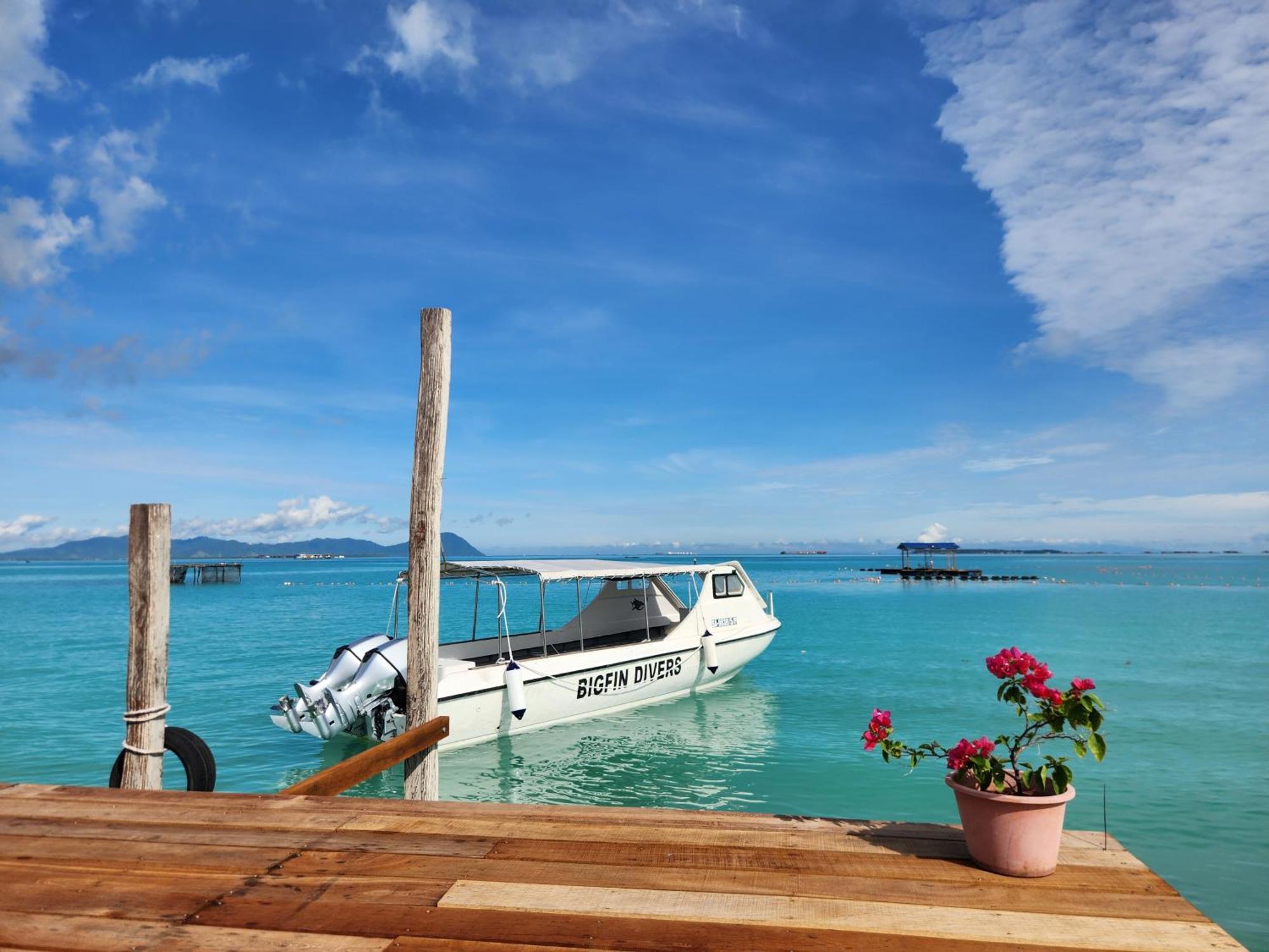 Bigfin Water Bungalow Hotel Semporna Ngoại thất bức ảnh