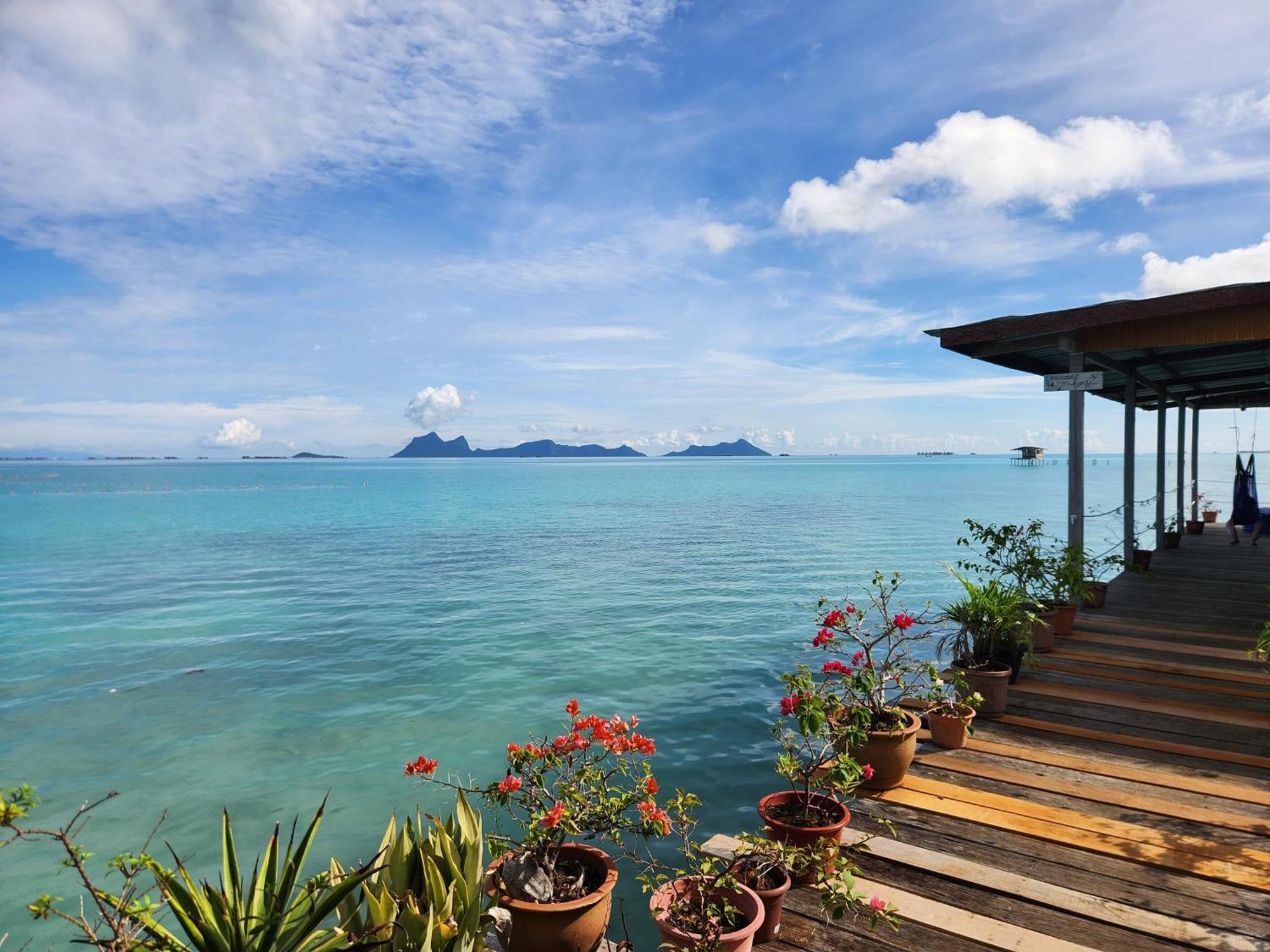 Bigfin Water Bungalow Hotel Semporna Ngoại thất bức ảnh